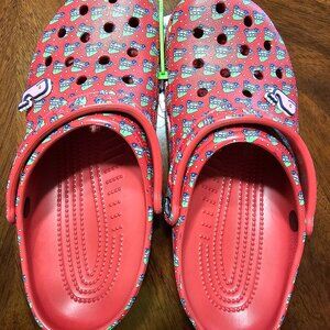 Vineyard Vines Crocs Red Size M9/W11 NWT